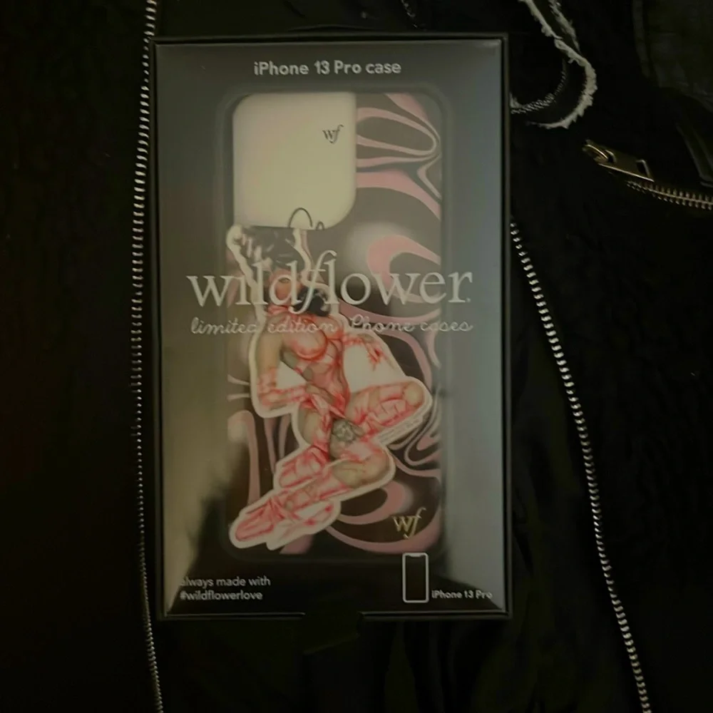 WILDFLOWER CASES X ABOUTFACE COLLAB